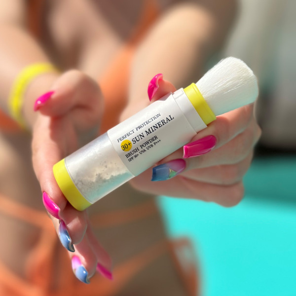 Сонцезахисна мінеральна пудра прозора з SPF 30+ Hillary Perfect Protection Sun Mineral Brush Powder Sheer Matte SPF 30+, 4 г