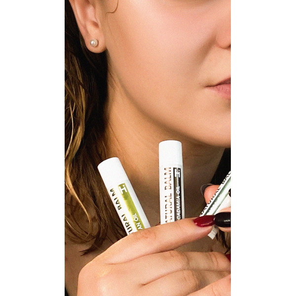 Питательный бальзам для губ с маслом макадамии Hillary Natural Мacadamia Lip Balm, 5 г