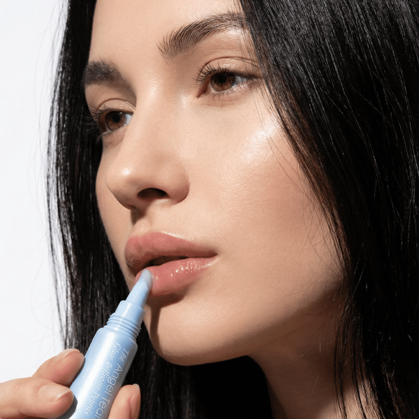 Набор блесков для интенсивного увлажнения и сияющих губ Hillary Deep Hydration Radiance Lip Trio