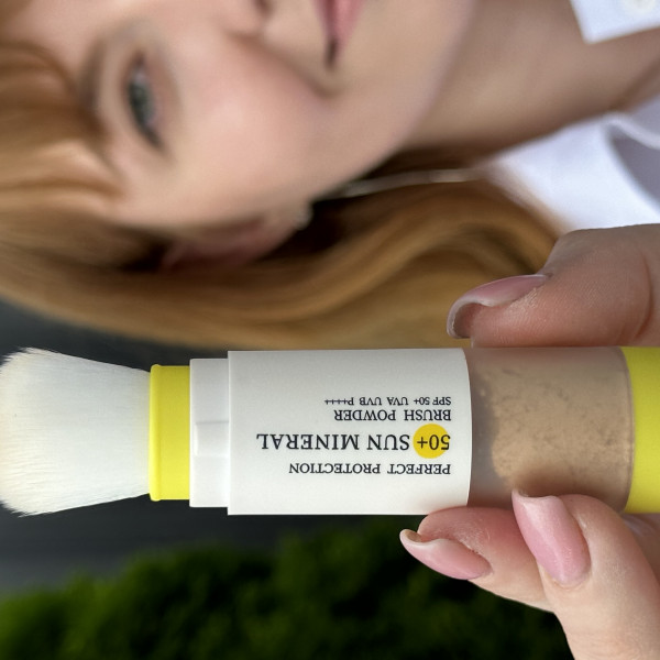 Сонцезахисна мінеральна пудра натуральна бежева з SPF 50+ Hillary Perfect Protection Sun Mineral Brush Powder SPF 50+, 4 г
