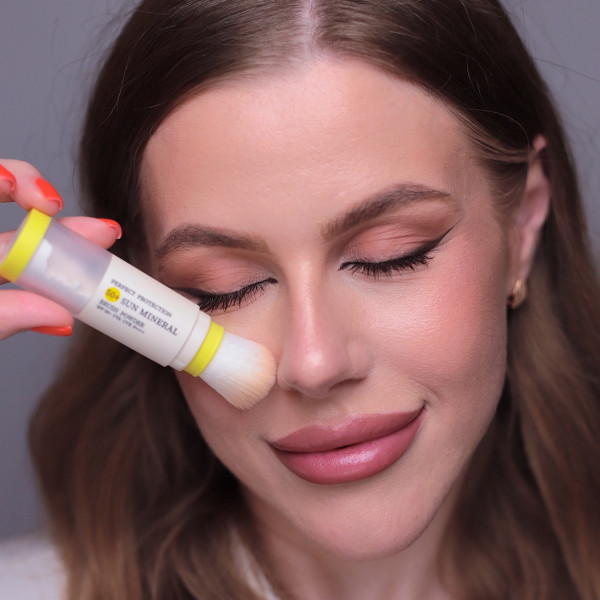 Сонцезахисна мінеральна пудра натуральна бежева з SPF 50+ Hillary Perfect Protection Sun Mineral Brush Powder SPF 50+, 4 г