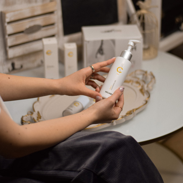 Солнцезащитный крем BB для лица SPF30+ Ivory + Увлажняющий гель для умывания с витамином С