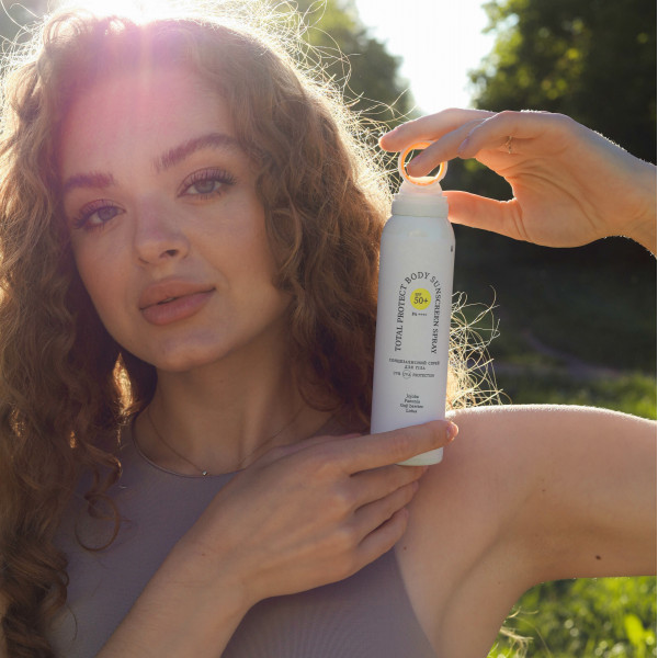 Солнцезащитный спрей SPF 50+ Hillary Total Protect Body Sunscreen Spray, 150 мл