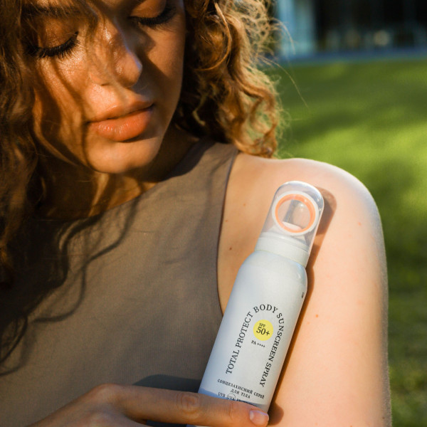 Солнцезащитный спрей SPF 50+ Hillary Total Protect Body Sunscreen Spray, 150 мл