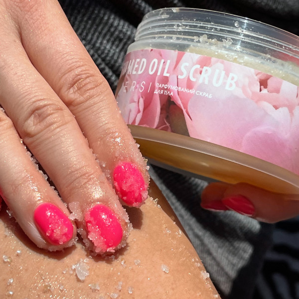 Мусс-автозагар для тела + Скраб для тела Oil Scrub Flowers